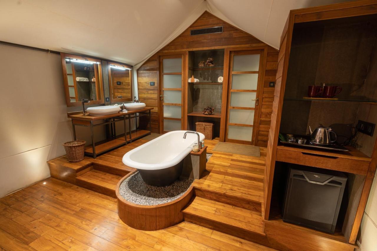 Kaav Safari Lodge, Kabini Begūr Buitenkant foto